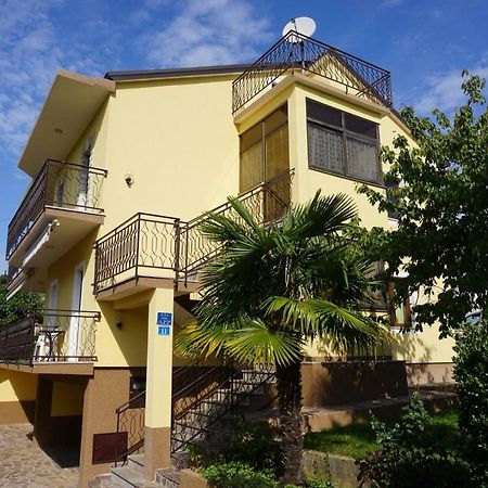 Mariella Hotel Basanija Ngoại thất bức ảnh