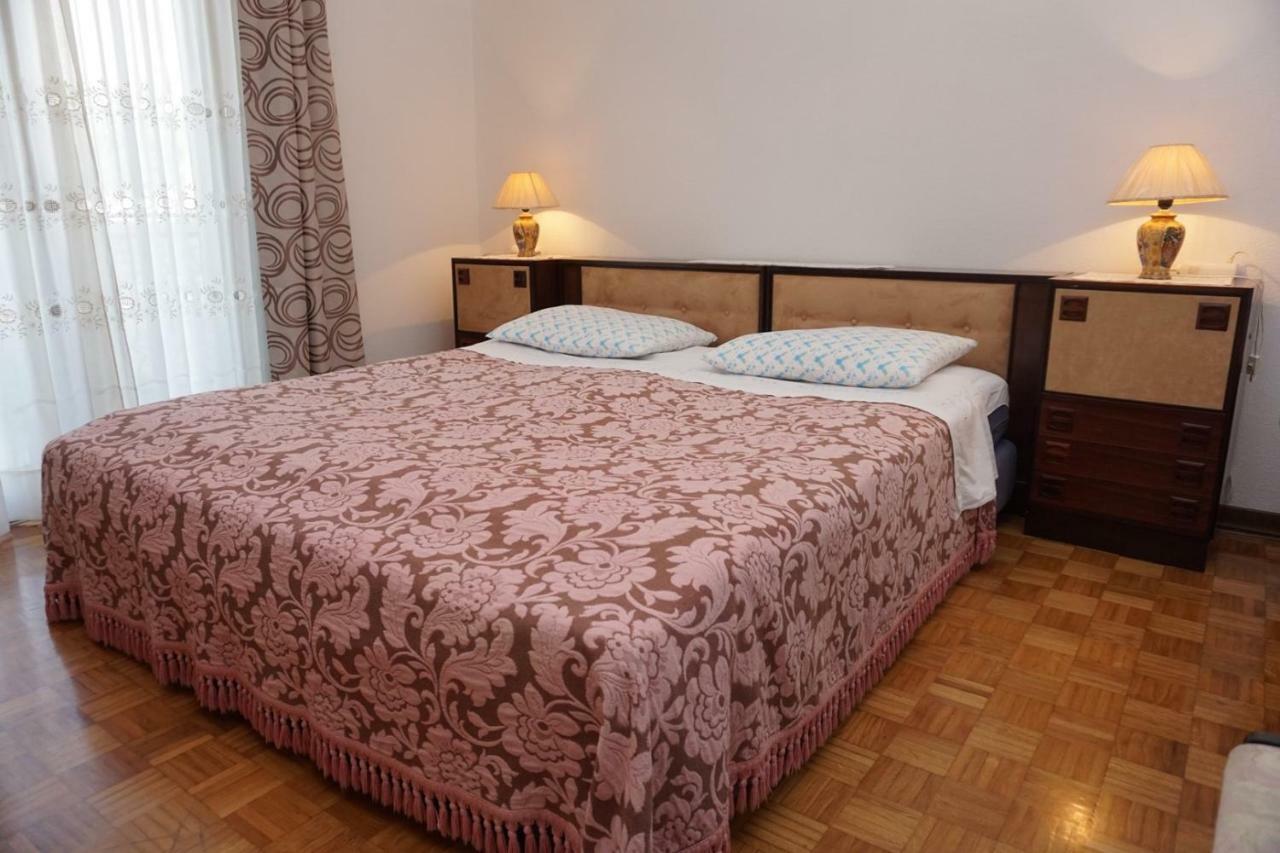 Mariella Hotel Basanija Ngoại thất bức ảnh