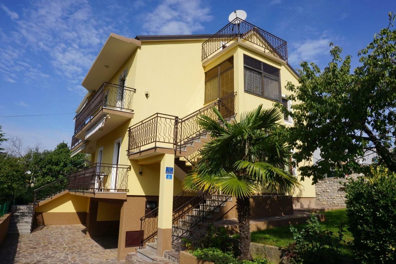 Mariella Hotel Basanija Ngoại thất bức ảnh