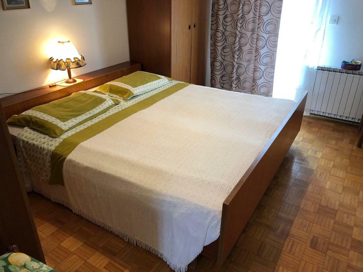 Mariella Hotel Basanija Ngoại thất bức ảnh