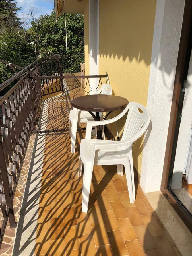 Mariella Hotel Basanija Ngoại thất bức ảnh